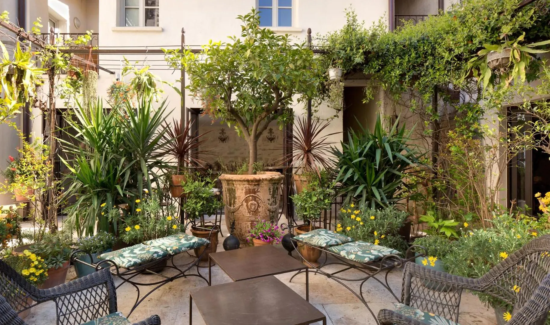 Urbain V Apartment Accessible To People With Reduced Mobility, Spa & Fitness Avignon 0*,