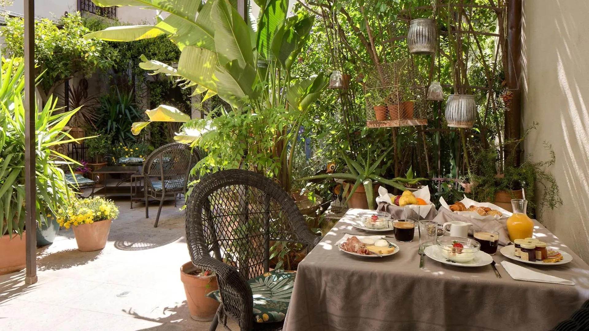 Urbain V Apartment Accessible To People With Reduced Mobility, Spa & Fitness Avignon