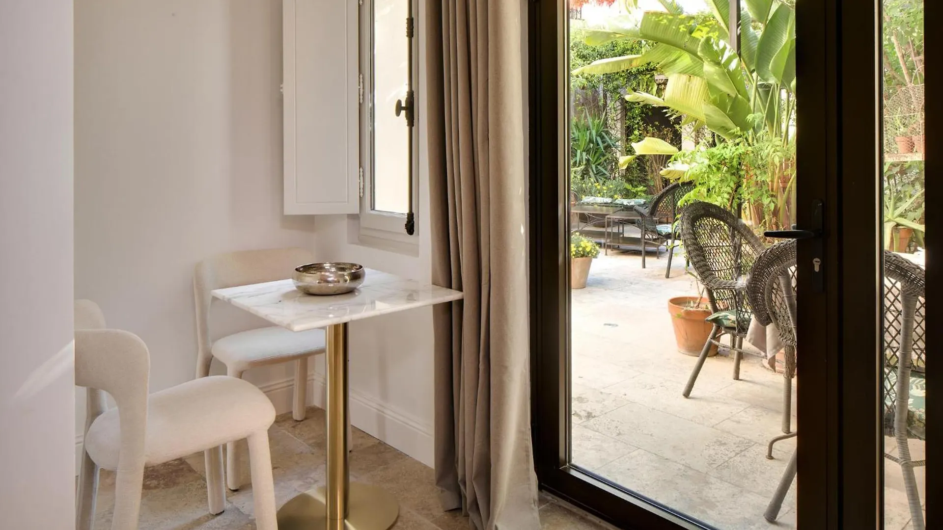 Urbain V Apartment Accessible To People With Reduced Mobility, Spa & Fitness Avignon